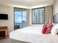 Spa Suite - Mantra Legends Surfers Paradise